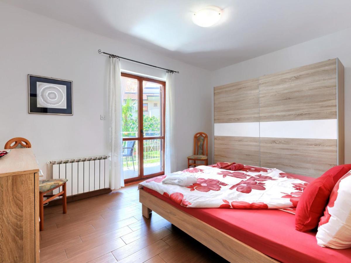 Apartment Elvi - Uma106 By Interhome Umag Dış mekan fotoğraf